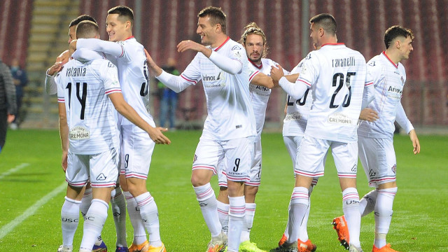 23 Novembre 2020 Campionato di Calcio Serie BKT - Salernitana - Cremonese Stadio Arechi Foto - ESULTANZA DI LUCA VALZANIA. Agostino Gemito -DarosPhoto
