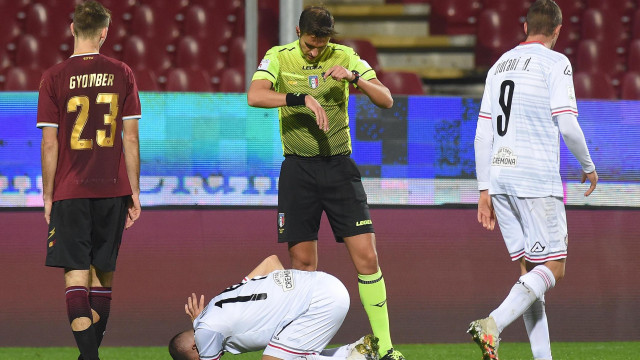 23 Novembre 2020 Campionato di Calcio Serie BKT - Salernitana - Cremonese Stadio Arechi Foto - ARBITRO RICCARDO ROS. Agostino Gemito -DarosPhoto