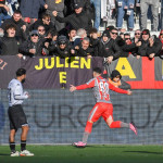 Massimo Coda (Cremonese) celebrates with teammates after scoring the 0-1 goal during Spezia Calcio vs US Cremonese, Italian soccer Serie B match in La Spezia, Italy, January 20 2024